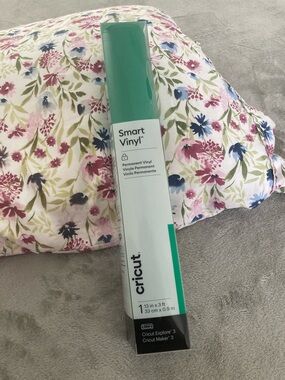 Cricut green smart vinyl